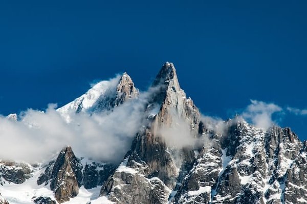 Les plus belles destinations de montagne en France : La montagne, l'essence de l'aventure