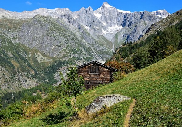 Guide ultime du camping en montagne dans les Alpes de Haute Provence